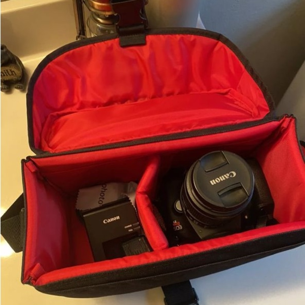Canon camera .. neatly used